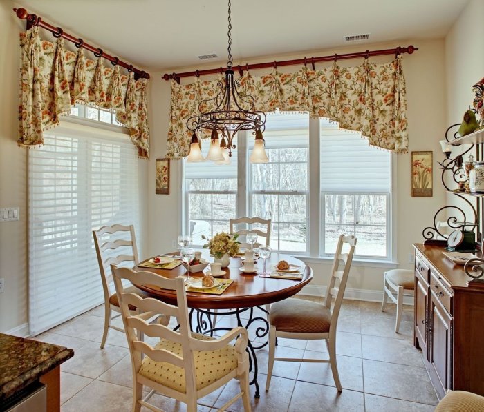 Dining room drapes ideas