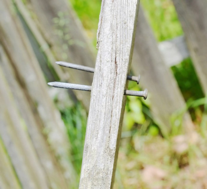 Wrong ways to install wood fence