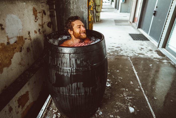 Cold plunge barrel for 2 people