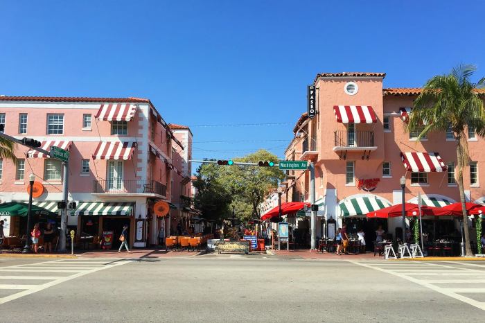 Espanola way south beach