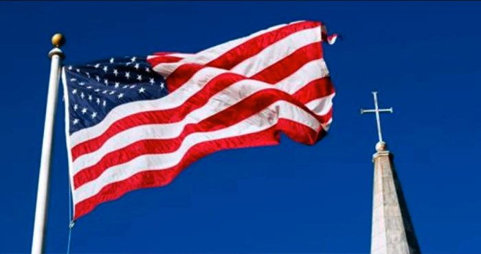 United states flag if the church was the government: Role of religion in US founding