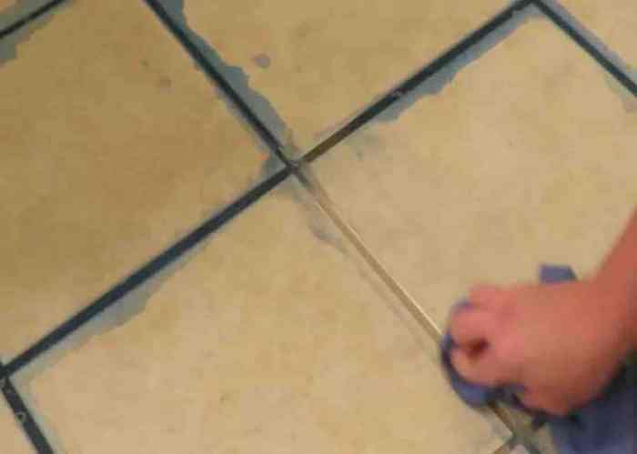 Grout scrubbing easiest whiten thehowtohome