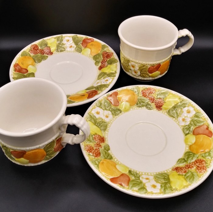 History of metlox dining california rose pattern vernon ware